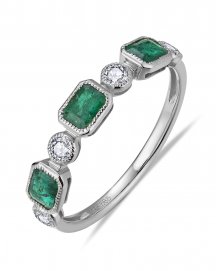 EMERALD CUT EMERALD DIAMOND BAND (TR6183)
