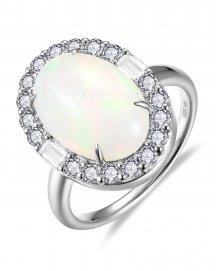 OVAL OPAL DIAMOND RING (TR6209)
