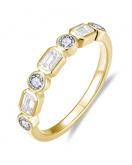EMERALD CUT DIAMOND BAND (TR6239)