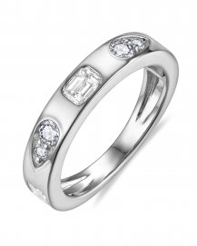 EMERALD CUT DIAMOND BAND (TR6471)