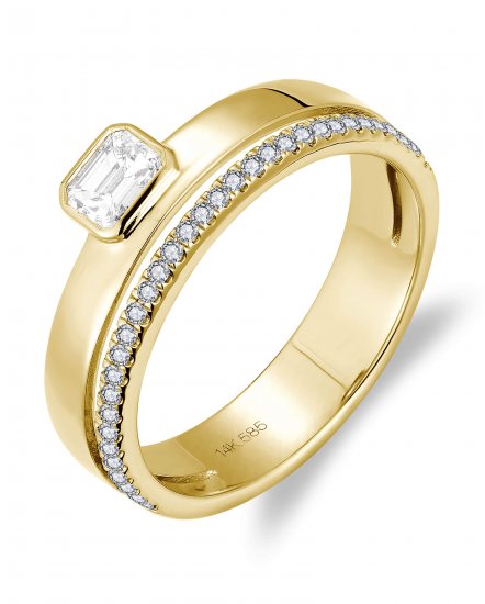 EMERALD CUT DIAMOND BAND (TR6478)