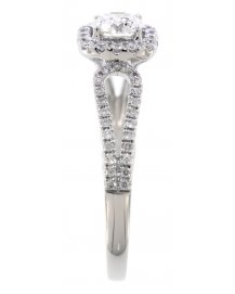 DIAMOND ENGAGEMENT RING (TR840)