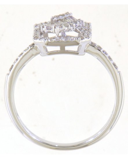 BAGUETTE DIAMOND RING (VR490)